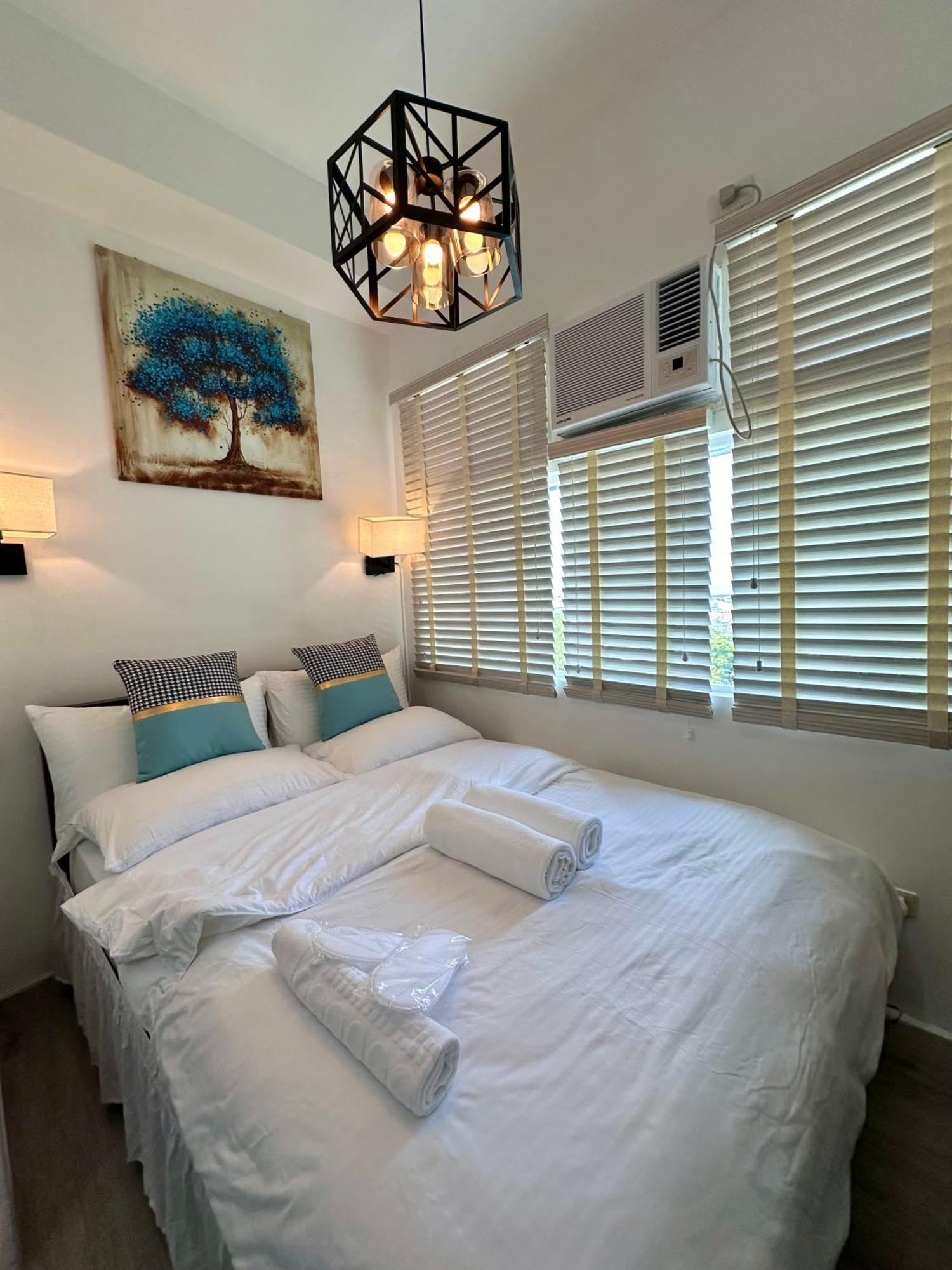 Studio One Condominium, Alabang - Bluu - Fiber Wi-Fi, Netflix-Ready Muntinlupa City Exteriör bild