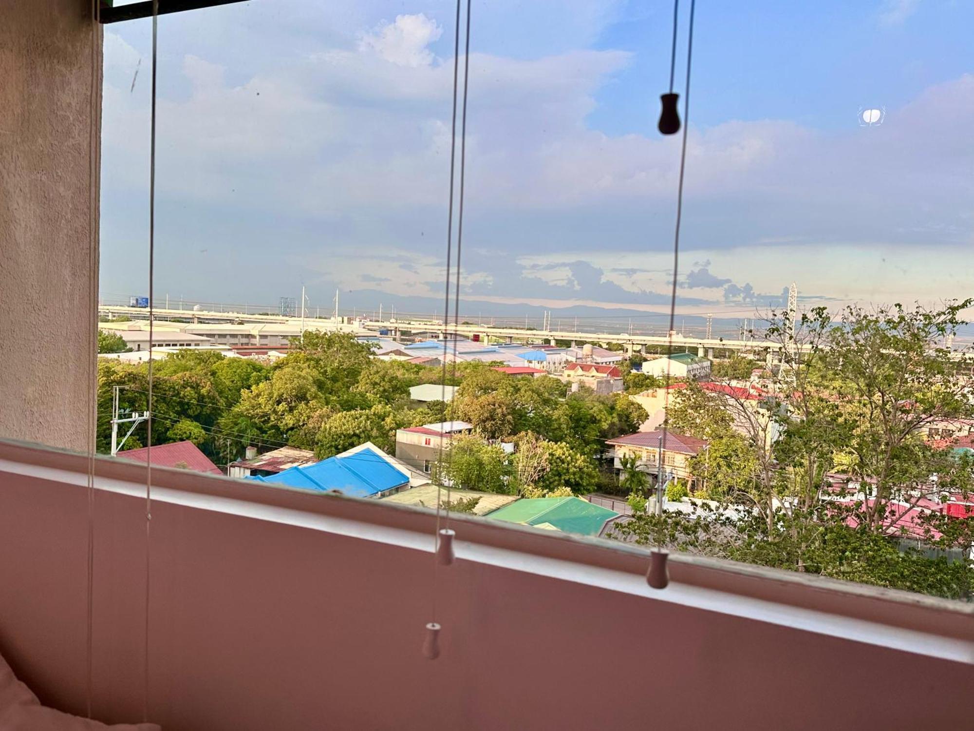 Studio One Condominium, Alabang - Bluu - Fiber Wi-Fi, Netflix-Ready Muntinlupa City Exteriör bild